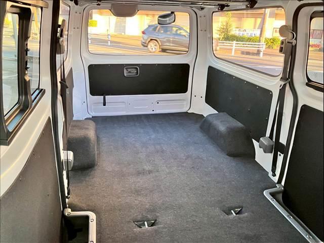 ＮＶ３５０キャラバンバン ロングＤＸターボＥＸパッケージ　エマージェンシーブレーキ　ＥＴＣ　ＶＤＣ　ＡＭ／ＦＭオーディオ　両側スライド　パワーステアリング　パワーウィンドウ（前席）　エアバック　３／６人乗り　ディーゼル（43枚目）