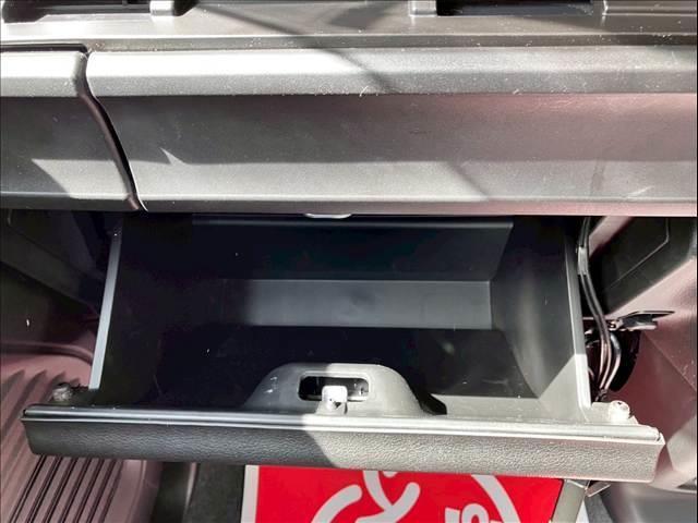 スペーシア ハイブリッドＧ　ユーザー買取　ＡＡ未出品　プッシュスタート　アイドリングストップ　ＥＴＣ　パワーモード　衝突被害軽減ブレーキ　車線逸脱警報　誤発信抑制機能　スズキセーフティサポート　社外ナビ（ＭＤＶ－Ｄ３０７ＢＴＬ）（21枚目）