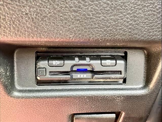 スペーシア ハイブリッドＧ　ユーザー買取　ＡＡ未出品　プッシュスタート　アイドリングストップ　ＥＴＣ　パワーモード　衝突被害軽減ブレーキ　車線逸脱警報　誤発信抑制機能　スズキセーフティサポート　社外ナビ（ＭＤＶ－Ｄ３０７ＢＴＬ）（31枚目）