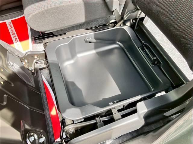 スペーシア ハイブリッドＧ　ユーザー買取　ＡＡ未出品　プッシュスタート　アイドリングストップ　ＥＴＣ　パワーモード　衝突被害軽減ブレーキ　車線逸脱警報　誤発信抑制機能　スズキセーフティサポート　社外ナビ（ＭＤＶ－Ｄ３０７ＢＴＬ）（37枚目）