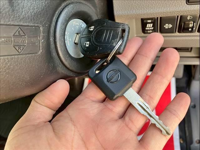 NV350キャラバンバン ロングDXターボ EXパッケージ エマージェンシーブレーキ 横滑り防止 電動格納ミラー 日産純正オーディオ ETC キー2コ(31枚目)