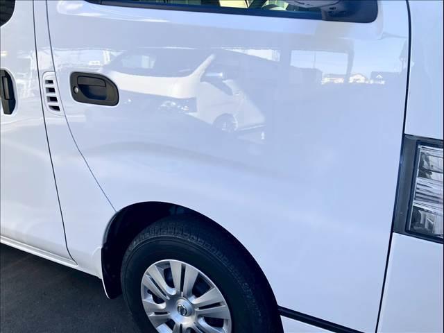 NV350キャラバンバン ロングDXターボ EXパッケージ エマージェンシーブレーキ 横滑り防止 電動格納ミラー 日産純正オーディオ ETC キー2コ(44枚目)