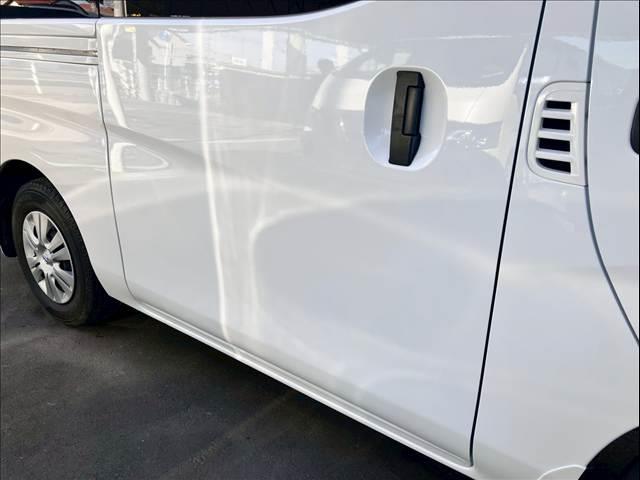 NV350キャラバンバン ロングDXターボ EXパッケージ エマージェンシーブレーキ 横滑り防止 電動格納ミラー 日産純正オーディオ ETC キー2コ(45枚目)