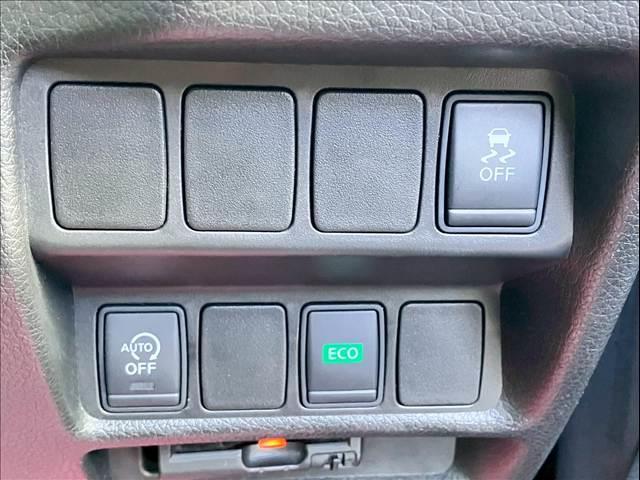 エクストレイル ２０Ｘ　エマージェンシーブレーキ　パッケージ　４ＷＤ　エマージェンシーブレーキ　バックモニター　シートヒーター　純正後付ナビ（ＨＣ３０９Ｄ－Ａ）　３列シート　７人乗り　パワーステアリング　パワーウィンドウ　オートエアコン　　後席モニター（30枚目）