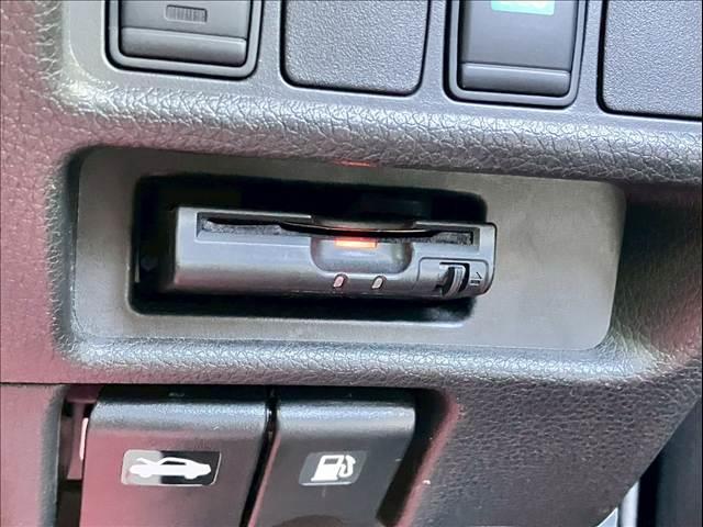 エクストレイル ２０Ｘ　エマージェンシーブレーキ　パッケージ　４ＷＤ　エマージェンシーブレーキ　バックモニター　シートヒーター　純正後付ナビ（ＨＣ３０９Ｄ－Ａ）　３列シート　７人乗り　パワーステアリング　パワーウィンドウ　オートエアコン　　後席モニター（31枚目）