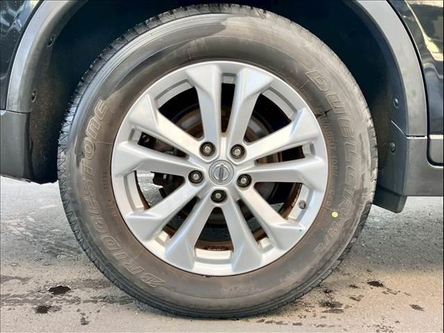 エクストレイル ２０Ｘ　エマージェンシーブレーキ　パッケージ　４ＷＤ　エマージェンシーブレーキ　バックモニター　シートヒーター　純正後付ナビ（ＨＣ３０９Ｄ－Ａ）　３列シート　７人乗り　パワーステアリング　パワーウィンドウ　オートエアコン　　後席モニター（43枚目）