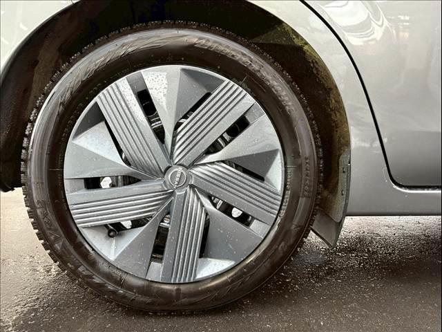 ノート X FOUR キー2コ ETC シートヒーター ステアリングヒーター 全方位運転支援システム(エマージェンシーブレーキ 車線逸脱防止支援システム) Bluetooth接続 社外ナビ(AVN-LBS01)(49枚目)