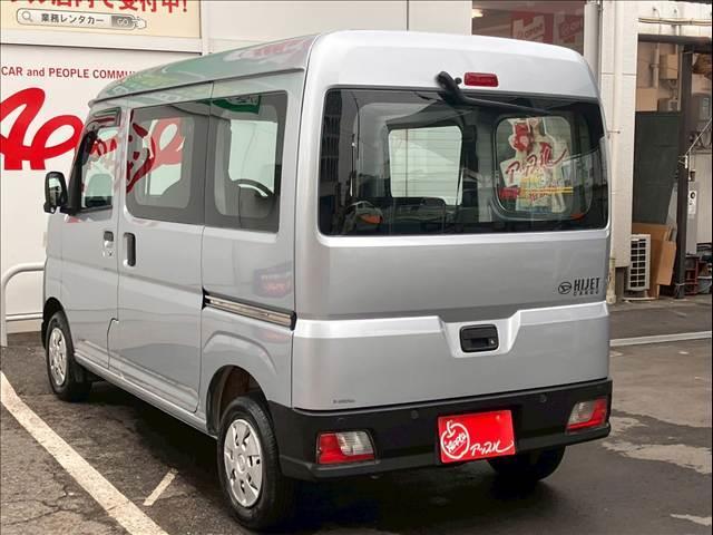 ハイゼットカーゴ スペシャル　４ＷＤ　衝突被害軽減ブレーキ　横滑り防止　クリアランスソナー　アイドリングストップ　リアヒーター　キー２コ（9枚目）