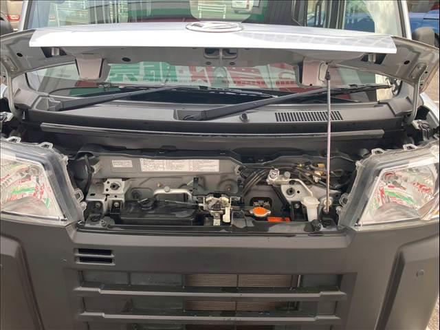 ハイゼットカーゴ スペシャル　４ＷＤ　衝突被害軽減ブレーキ　横滑り防止　クリアランスソナー　アイドリングストップ　リアヒーター　キー２コ（41枚目）