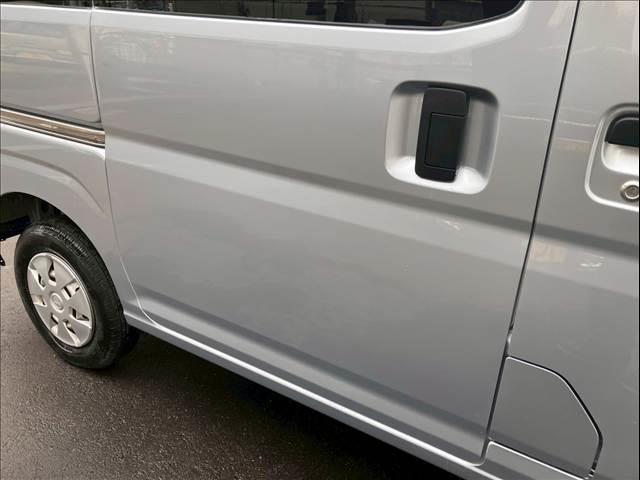 ハイゼットカーゴ スペシャル　４ＷＤ　衝突被害軽減ブレーキ　横滑り防止　クリアランスソナー　アイドリングストップ　リアヒーター　キー２コ（46枚目）