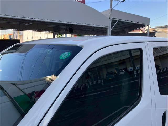 キャラバン ディーゼル　低床　ＥＸ　４ＷＤ　４ＷＤ　アラウンドビューモニター　エマージェンシーブレーキ　ＥＴＣ　純正後付メモリーナビ（ＭＪ３１１Ｄ－Ｗ）　社外アルミホイール　パワーステアリング　パワーウィンドウ（68枚目）