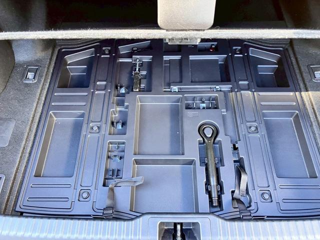 ＩＳ ＩＳ３００ｈ　ＦスポーツモードブラックＩＩＩ　ワンオーナー　サンルーフ　セーフティシステムプラス　ＢＳＭ　パワーシート　３連フルＬＥＤヘッドランプ　ＥＴＣ２．０　バックカメラ　シートヒーター＆ファン　ステアリングヒーター（47枚目）