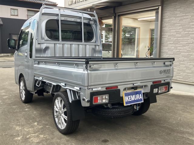 ハイゼットトラック 　ジャンボカスタム　三方開　ＣＶＴ　衝突被害軽減システム　クリアランスソナー　スマートキー　アイドリングストップ　電動格納ミラー　アルミホイール　ＥＳＣ　エアコン　パワーウィンドウ　運転席エアバッグ（12枚目）