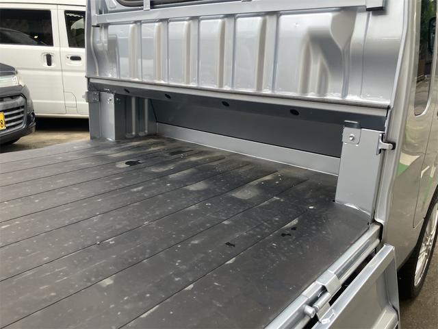 ハイゼットトラック 　ジャンボカスタム　三方開　ＣＶＴ　衝突被害軽減システム　クリアランスソナー　スマートキー　アイドリングストップ　電動格納ミラー　アルミホイール　ＥＳＣ　エアコン　パワーウィンドウ　運転席エアバッグ（20枚目）