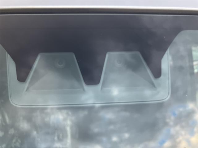 ハイゼットトラック 　ジャンボカスタム　三方開　ＣＶＴ　衝突被害軽減システム　クリアランスソナー　スマートキー　アイドリングストップ　電動格納ミラー　アルミホイール　ＥＳＣ　エアコン　パワーウィンドウ　運転席エアバッグ（27枚目）