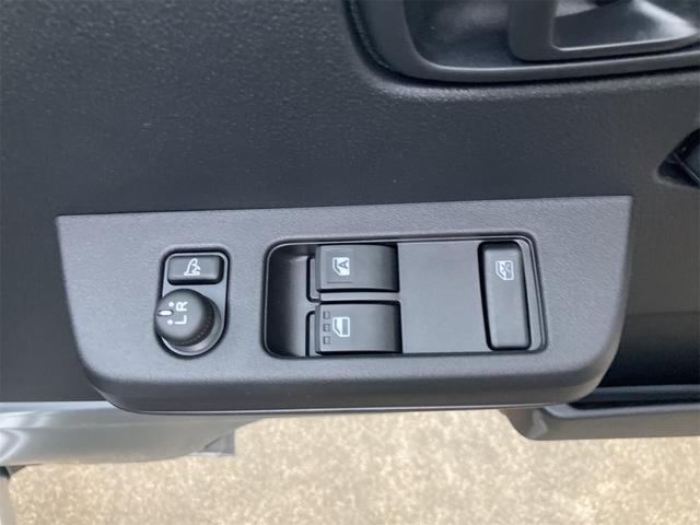 ハイゼットトラック 　ジャンボカスタム　三方開　ＣＶＴ　衝突被害軽減システム　クリアランスソナー　スマートキー　アイドリングストップ　電動格納ミラー　アルミホイール　ＥＳＣ　エアコン　パワーウィンドウ　運転席エアバッグ（30枚目）