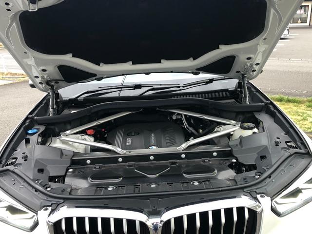 Ｘ５ ｘＤｒｉｖｅ　３５ｄ　Ｍスポーツ　当社管理ユーザー様下取車・黒革シート・シートヒーター・パノラマサンルーフ・アンビエントライト・電動リアゲート・アダプティブクルーズ・パノラマサンルーフ・２０インチＡＷ・全方カメラ・ミラーＥＴＣ（77枚目）