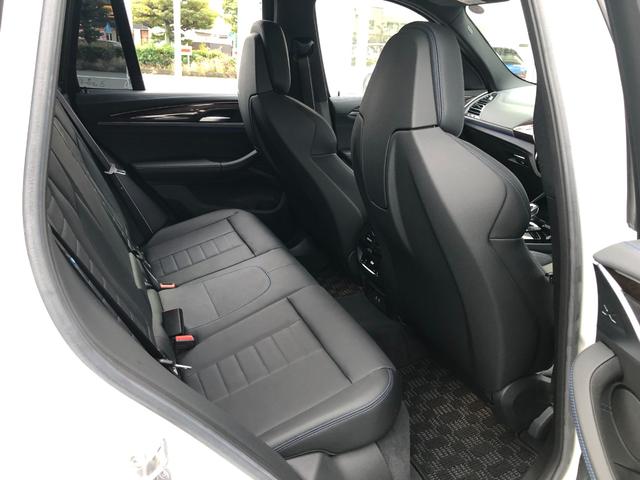 Ｘ３ Ｍ４０ｄ　当社管理ユーザー様下取車・ファストトラックＰＫＧ・黒革シート・シートヒーター・２１インチＡＷ・ＡｐｐｌｅＣａｒＰｌａｙ・アンビエントライト・電動リアゲート・ＨＵＤ・全方位カメラ・ミラーＥＴＣ（20枚目）