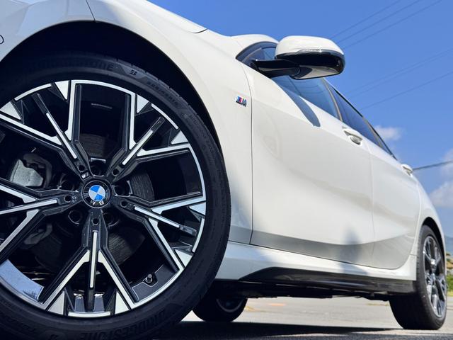 1シリーズ 120d Mスポーツ ハイラインパッケージ 当社デモカー・カーブドディスプレイ・ハーマンカードン・アンビエントライト・AppleCarPlay・アンドロイドオート・18インチAW・ルーフブラック・HUD・シートヒーター・黒革シート・ミラーETC(18枚目)