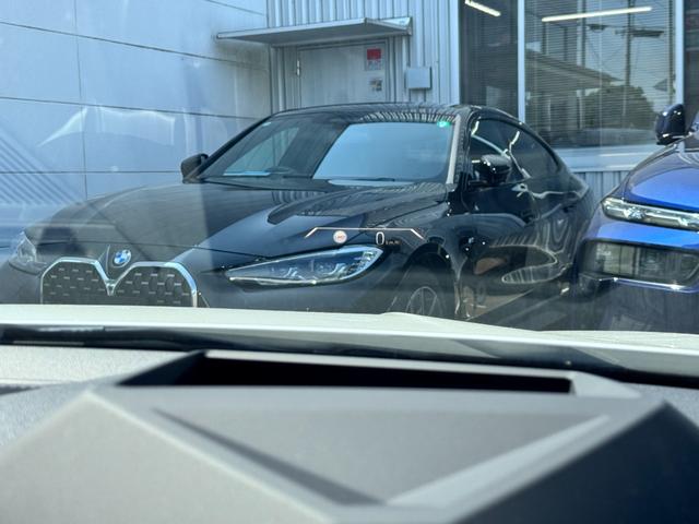 1シリーズ 120d Mスポーツ ハイラインパッケージ 当社デモカー・カーブドディスプレイ・ハーマンカードン・アンビエントライト・AppleCarPlay・アンドロイドオート・18インチAW・ルーフブラック・HUD・シートヒーター・黒革シート・ミラーETC(46枚目)