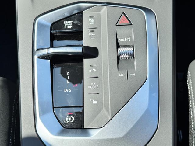 1シリーズ 120d Mスポーツ ハイラインパッケージ 当社デモカー・カーブドディスプレイ・ハーマンカードン・アンビエントライト・AppleCarPlay・アンドロイドオート・18インチAW・ルーフブラック・HUD・シートヒーター・黒革シート・ミラーETC(66枚目)