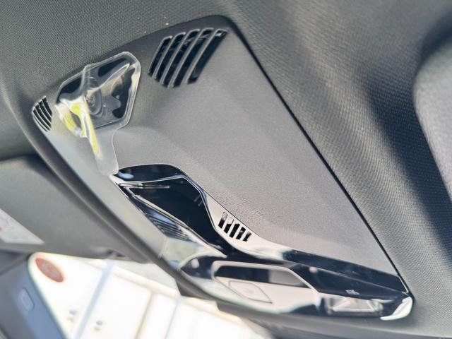 1シリーズ 120d Mスポーツ ハイラインパッケージ 当社デモカー・カーブドディスプレイ・ハーマンカードン・アンビエントライト・AppleCarPlay・アンドロイドオート・18インチAW・ルーフブラック・HUD・シートヒーター・黒革シート・ミラーETC(69枚目)