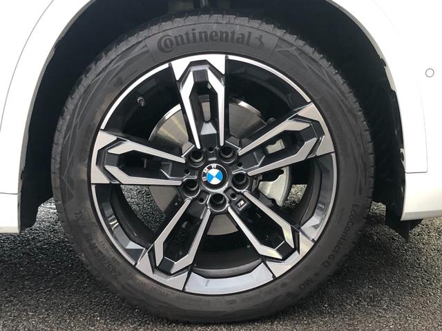 Ｘ１ ｘＤｒｉｖｅ　２０ｄ　Ｍスポーツ　試乗車・１９インチアルミ・ステアリングＨ　　ＡｐｐｌｅＣａｒＰｌａｙ・アンビエントライトａｎｄｒｏｉｄオート・全方位カメラ・シートヒーター・ＨＵＤ・インテリアカメラ・電動トランク・ミラーＥＴＣ（37枚目）
