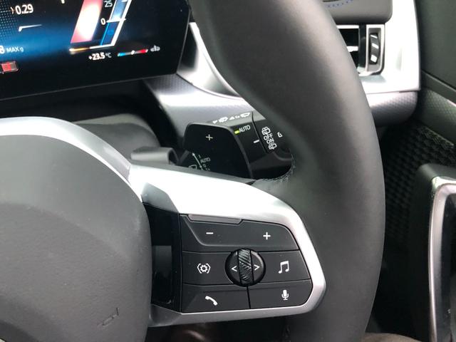Ｘ１ ｘＤｒｉｖｅ　２０ｄ　Ｍスポーツ　試乗車・１９インチアルミ・ステアリングＨ　　ＡｐｐｌｅＣａｒＰｌａｙ・アンビエントライトａｎｄｒｏｉｄオート・全方位カメラ・シートヒーター・ＨＵＤ・インテリアカメラ・電動トランク・ミラーＥＴＣ（64枚目）