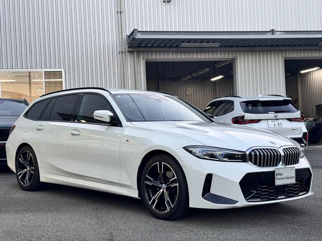 ３シリーズ ３２０ｉツーリング　Ｍスポーツ　仕入車両・コンフォートＰＫＧ・１８インチＡＷ・ＡｐｐｌｅＣａｒＰｌａｙ・アンビエントライト・全方位カメラ・ＨＵＤ・オートホールド・パドルシフト・電動リアゲート・電動シート・シートヒーター・ミラーＥＴＣ（8枚目）