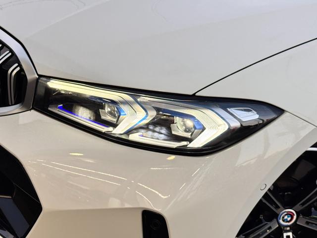 ３シリーズ ３２０ｉツーリング　Ｍスポーツ　仕入車両・コンフォートＰＫＧ・１８インチＡＷ・ＡｐｐｌｅＣａｒＰｌａｙ・アンビエントライト・全方位カメラ・ＨＵＤ・オートホールド・パドルシフト・電動リアゲート・電動シート・シートヒーター・ミラーＥＴＣ（20枚目）