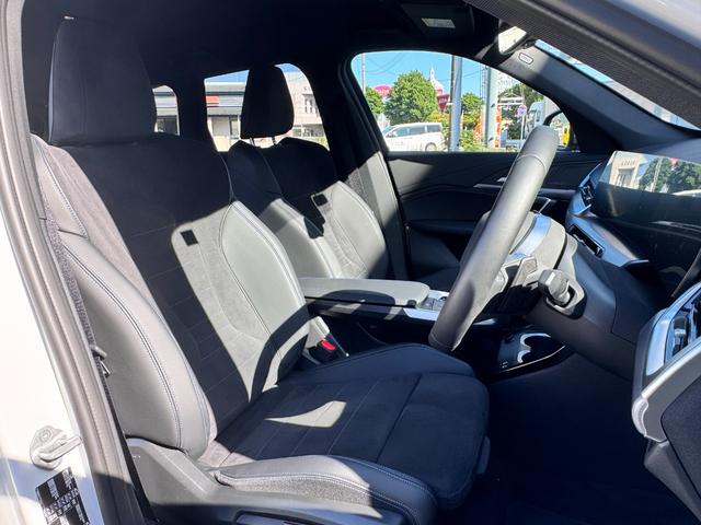 Ｘ１ ｓＤｒｉｖｅ　１８ｉ　Ｍスポーツ　試乗車・テクノロジーＰＫＧ・ハンドルヒーター　ＡｐｐｌｅＣａｒＰｌａｙ・アンビエントライト・ａｎｄｒｏｉｄオート・全方位カメラ・１９インチアルミホイール・・ＨＵＤ・レーンチェンジアシスト・ミラーＥＴＣ（33枚目）