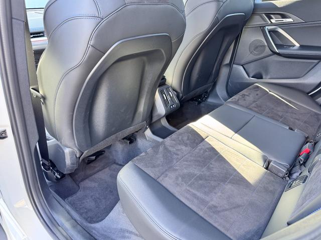 Ｘ１ ｓＤｒｉｖｅ　１８ｉ　Ｍスポーツ　試乗車・テクノロジーＰＫＧ・ハンドルヒーター　ＡｐｐｌｅＣａｒＰｌａｙ・アンビエントライト・ａｎｄｒｏｉｄオート・全方位カメラ・１９インチアルミホイール・・ＨＵＤ・レーンチェンジアシスト・ミラーＥＴＣ（40枚目）