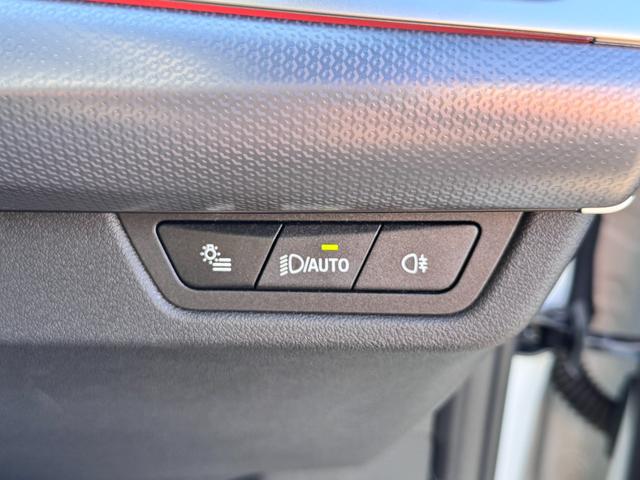 Ｘ１ ｓＤｒｉｖｅ　１８ｉ　Ｍスポーツ　試乗車・テクノロジーＰＫＧ・ハンドルヒーター　ＡｐｐｌｅＣａｒＰｌａｙ・アンビエントライト・ａｎｄｒｏｉｄオート・全方位カメラ・１９インチアルミホイール・・ＨＵＤ・レーンチェンジアシスト・ミラーＥＴＣ（53枚目）