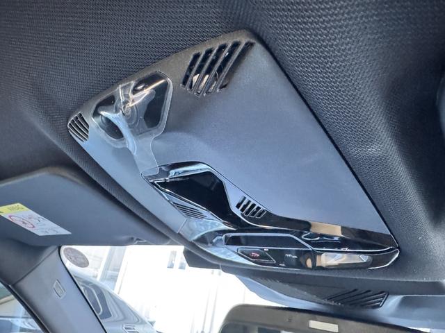Ｘ１ ｓＤｒｉｖｅ　１８ｉ　Ｍスポーツ　試乗車・テクノロジーＰＫＧ・ハンドルヒーター　ＡｐｐｌｅＣａｒＰｌａｙ・アンビエントライト・ａｎｄｒｏｉｄオート・全方位カメラ・１９インチアルミホイール・・ＨＵＤ・レーンチェンジアシスト・ミラーＥＴＣ（73枚目）
