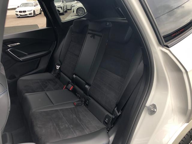 ｉＸ１ ｅＤｒｉｖｅ　２０　Ｍスポーツ　試乗車・テクノロジーＰＫＧ・１８インチＡＷ・ＡＣＣ　ＡｐｐｌｅＣａｒＰｌａｙ・ａｎｄｒｏｉｄオート・アンビエントライト・全方位カメラ・ワイヤレス充電・ＨＵＤ・オートホールド・ミラーＥＴＣ（24枚目）