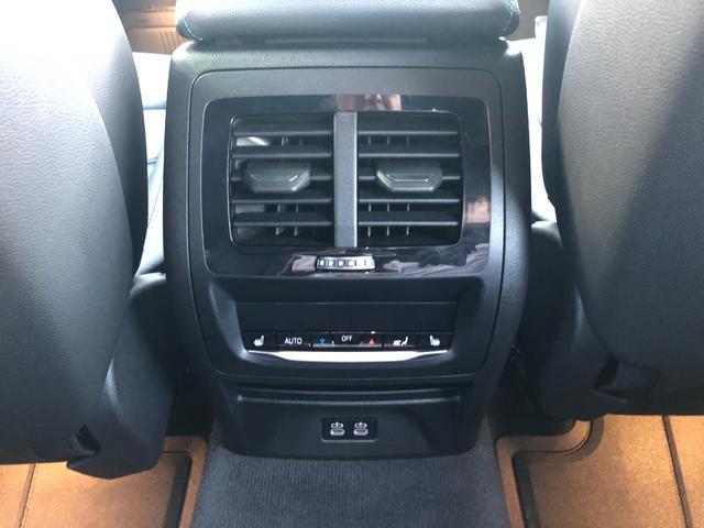 Ｘ３ Ｍ４０ｄ　仕入車両・ファストトラックＰＫＧ・２０インチＡｐｐｌｅＣａｒＰｌａｙ・アンビエントライト・全方位カメラ・レッドキャリパー・Ｍスポーツシート・ヘッドＵＰディスプレイ・純正ＴＶ・・電動シート・ミラーＥＴＣ（26枚目）