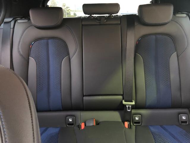 １シリーズ １１８ｄ　Ｍスポーツ　仕入車両・社外ＴＶ・ヘッドＵＰディスプレイＡｐｐｌｅＣａｒＰｌａｙ・アンビエントライト・バックカメラ・電動トランク・電動シート・オートホールド・１８インチアルミホイール・ワイヤレス充電・ミラーＥＴＣ（24枚目）
