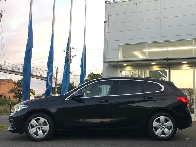 1シリーズ 118i プレイ 仕入車両・ストレージPKG・16インチAW・ACC AppleCarPlay・アンビエントライト・バックカメラ・オートホールド・電動シート・電動トランク・ミラーETC(10枚目)