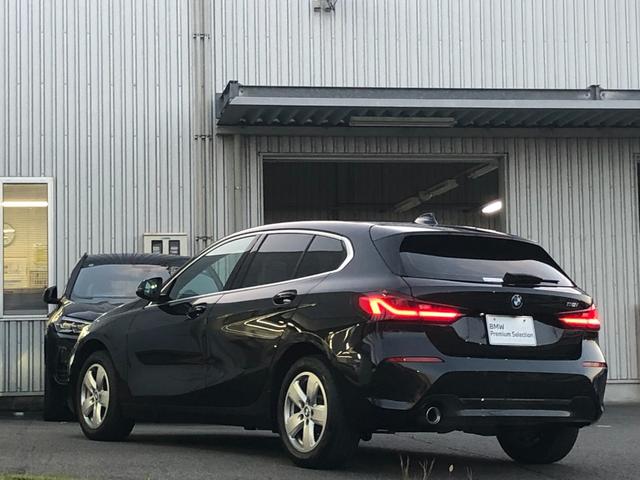1シリーズ 118i プレイ 仕入車両・ストレージPKG・16インチAW・ACC AppleCarPlay・アンビエントライト・バックカメラ・オートホールド・電動シート・電動トランク・ミラーETC(13枚目)