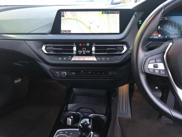 1シリーズ 118i プレイ 仕入車両・ストレージPKG・16インチAW・ACC AppleCarPlay・アンビエントライト・バックカメラ・オートホールド・電動シート・電動トランク・ミラーETC(31枚目)
