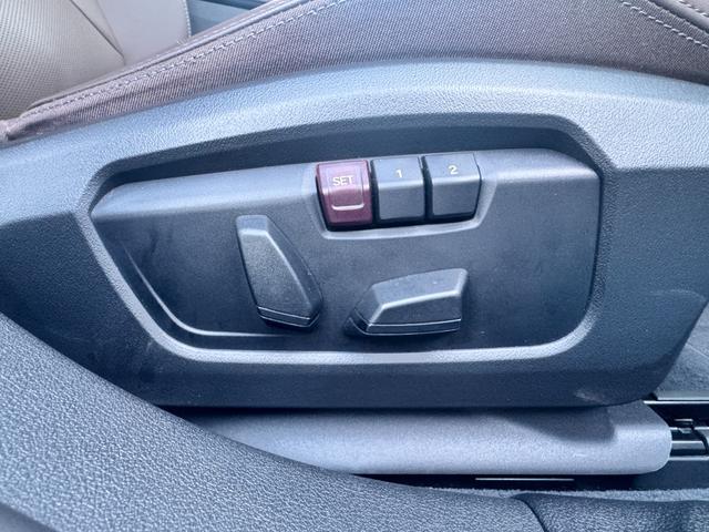 １シリーズ １２０　Ｍスポーツ　試乗車・テクノロジーＰＫＧ・ＡｐｐｌｅＣａｒＰｌａｙ・ａｎｄｒｏｉｄオート・アンビエントライト・全方位カメラ・オートホールド・ヘッドＵＰディスプレイ・インテリアカメラ・電動シート・ミラーＥＴＣ（32枚目）