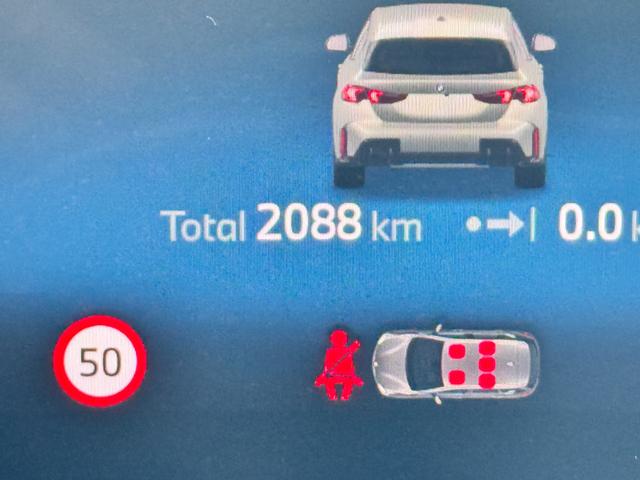 １シリーズ １２０　Ｍスポーツ　試乗車・テクノロジーＰＫＧ・ＡｐｐｌｅＣａｒＰｌａｙ・ａｎｄｒｏｉｄオート・アンビエントライト・全方位カメラ・オートホールド・ヘッドＵＰディスプレイ・インテリアカメラ・電動シート・ミラーＥＴＣ（55枚目）