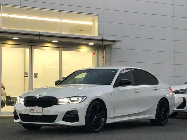 3シリーズ 320dxDriveMスポーツエディションサンライズ 仕入車両・限定車・ブラックキドニーグリル・19インチブラックホイール・Mリアスポイラ―・ブラックサイドミラー・AppleCarPlay・アンビエントライト・Mシートベルト・バックカメラ・ミラーETC(6枚目)