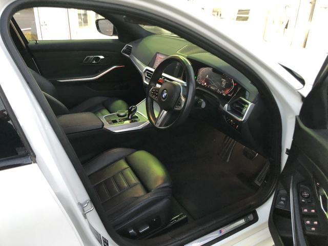 3シリーズ 320dxDriveMスポーツエディションサンライズ 仕入車両・限定車・ブラックキドニーグリル・19インチブラックホイール・Mリアスポイラ―・ブラックサイドミラー・AppleCarPlay・アンビエントライト・Mシートベルト・バックカメラ・ミラーETC(33枚目)