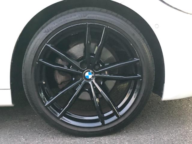 3シリーズ 320dxDriveMスポーツエディションサンライズ 仕入車両・限定車・ブラックキドニーグリル・19インチブラックホイール・Mリアスポイラ―・ブラックサイドミラー・AppleCarPlay・アンビエントライト・Mシートベルト・バックカメラ・ミラーETC(59枚目)