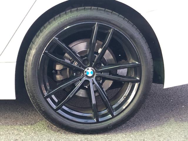 3シリーズ 320dxDriveMスポーツエディションサンライズ 仕入車両・限定車・ブラックキドニーグリル・19インチブラックホイール・Mリアスポイラ―・ブラックサイドミラー・AppleCarPlay・アンビエントライト・Mシートベルト・バックカメラ・ミラーETC(61枚目)