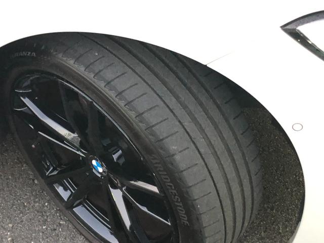 3シリーズ 320dxDriveMスポーツエディションサンライズ 仕入車両・限定車・ブラックキドニーグリル・19インチブラックホイール・Mリアスポイラ―・ブラックサイドミラー・AppleCarPlay・アンビエントライト・Mシートベルト・バックカメラ・ミラーETC(63枚目)