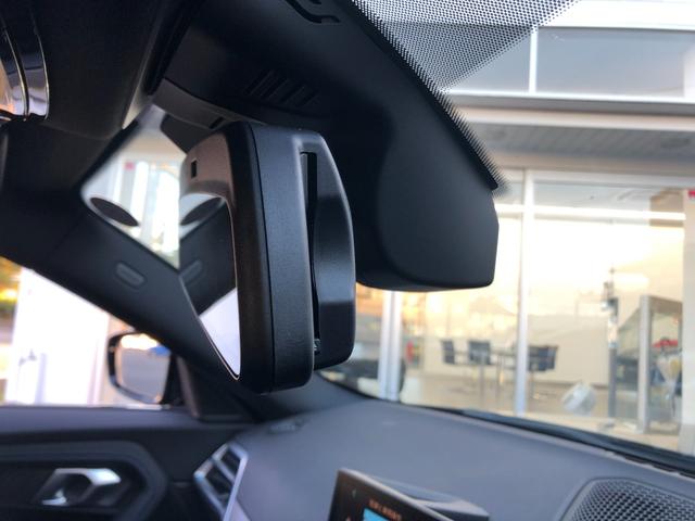 2シリーズ 220iクーペ Mスポーツ 試乗車・Mスポーツシート・19インチAW・ACC・AppleCarPlay・アンビエントライト・全方位カメラ・オートホールド・ステアリングヒーター・ヘッドUPディスプレイ・黒革シート・ミラーETC(50枚目)
