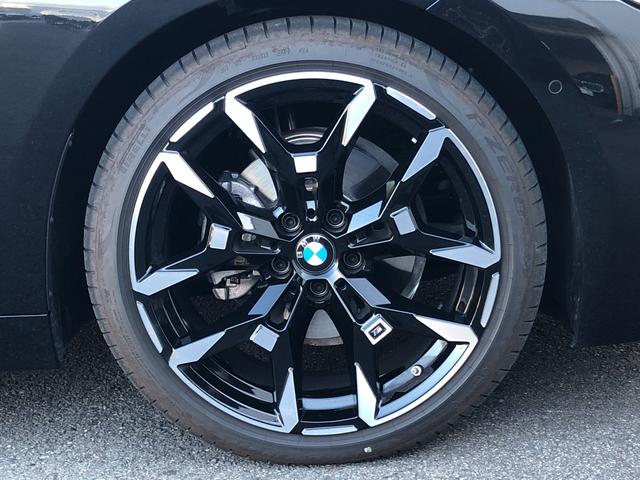 2シリーズ 220iクーペ Mスポーツ 試乗車・Mスポーツシート・19インチAW・ACC・AppleCarPlay・アンビエントライト・全方位カメラ・オートホールド・ステアリングヒーター・ヘッドUPディスプレイ・黒革シート・ミラーETC(61枚目)