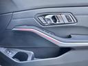 ３２０ｉツーリング　Ｍスポーツ　仕入車両・コンフォートＰＫＧ・１８インチＡＷ・ＡｐｐｌｅＣａｒＰｌａｙ・アンビエントライト・全方位カメラ・ＨＵＤ・オートホールド・パドルシフト・電動リアゲート・電動シート・シートヒーター・ミラーＥＴＣ（54枚目）
